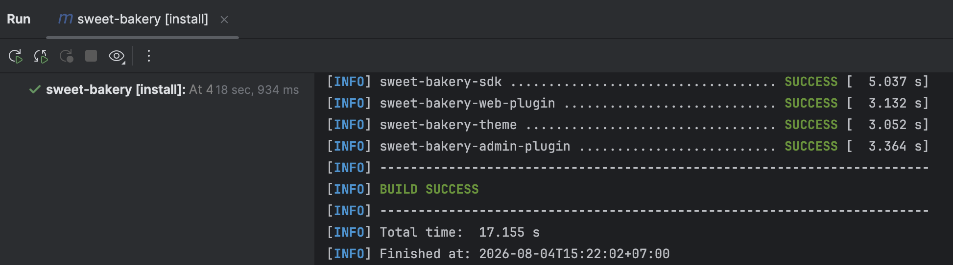 Log cửa sổ Run trong IntelliJ IDEA hiển thị BUILD SUCCESS sau khi build dự án bằng Maven
